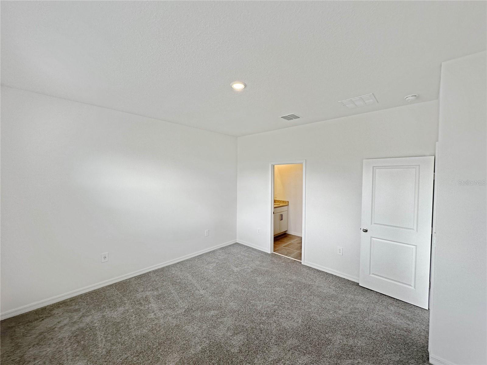 Image 14 of 43 For 2707 Virginia Pine Drive Nw