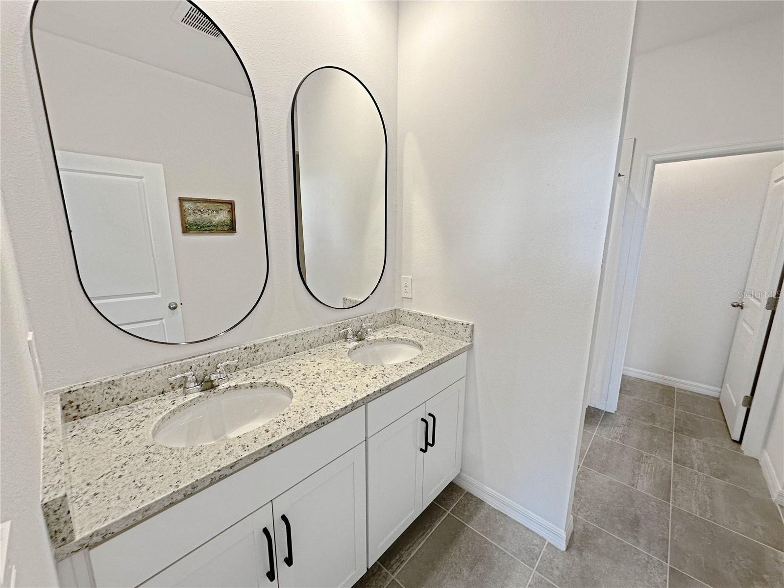 Image 17 of 43 For 2707 Virginia Pine Drive Nw