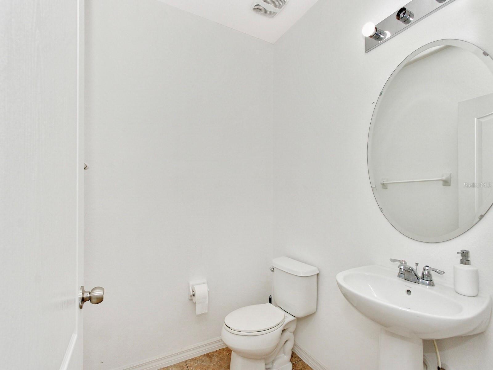 Image 23 of 45 For 2311 Chatham Place Drive
