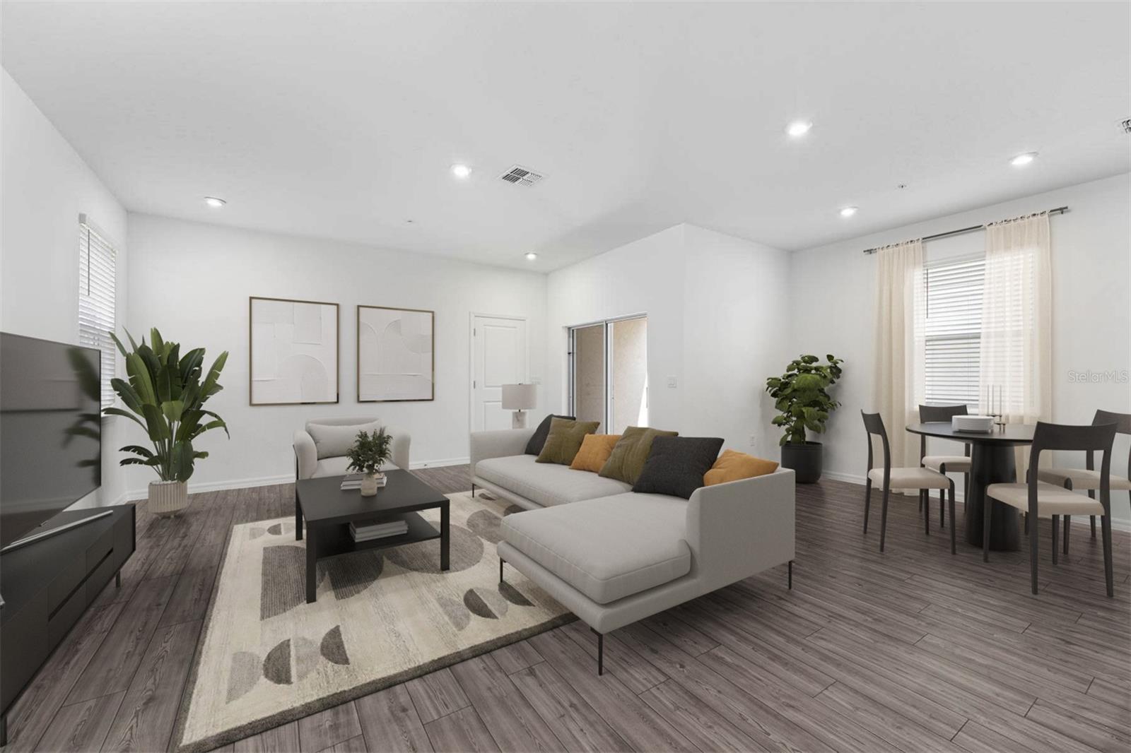 Listing photo id 4 for 558 Orient Avenue