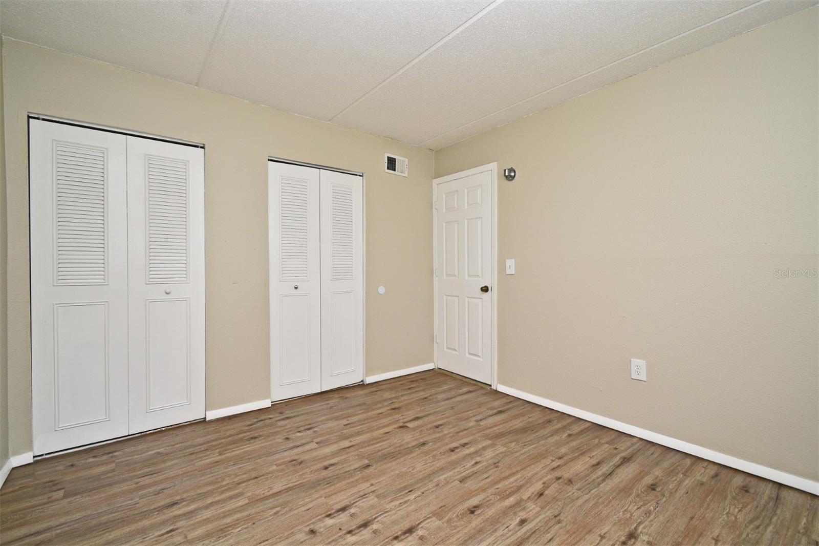 Image 19 of 22 For 720 Michigan Ct  2