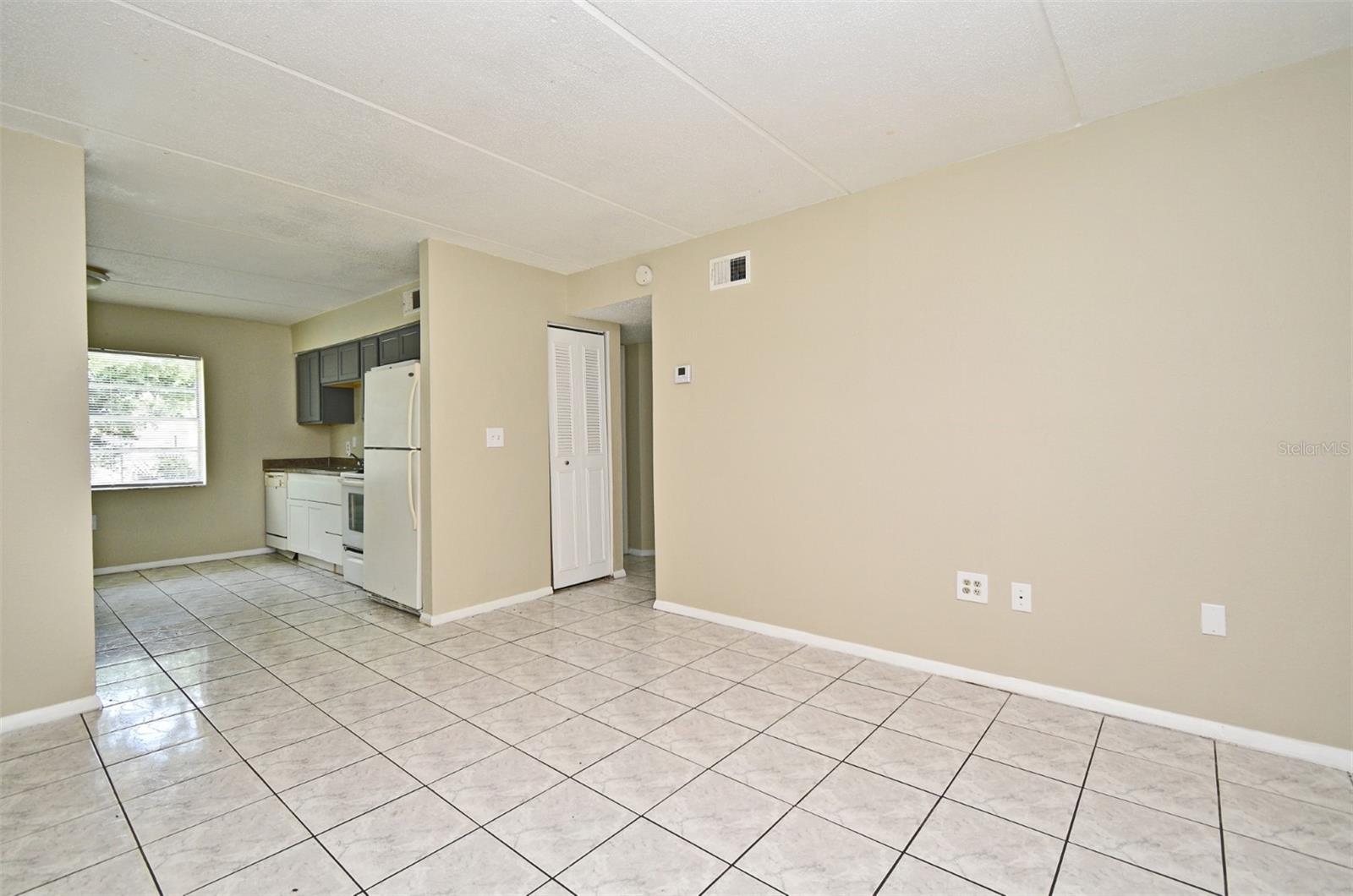Image 9 of 22 For 720 Michigan Ct  2