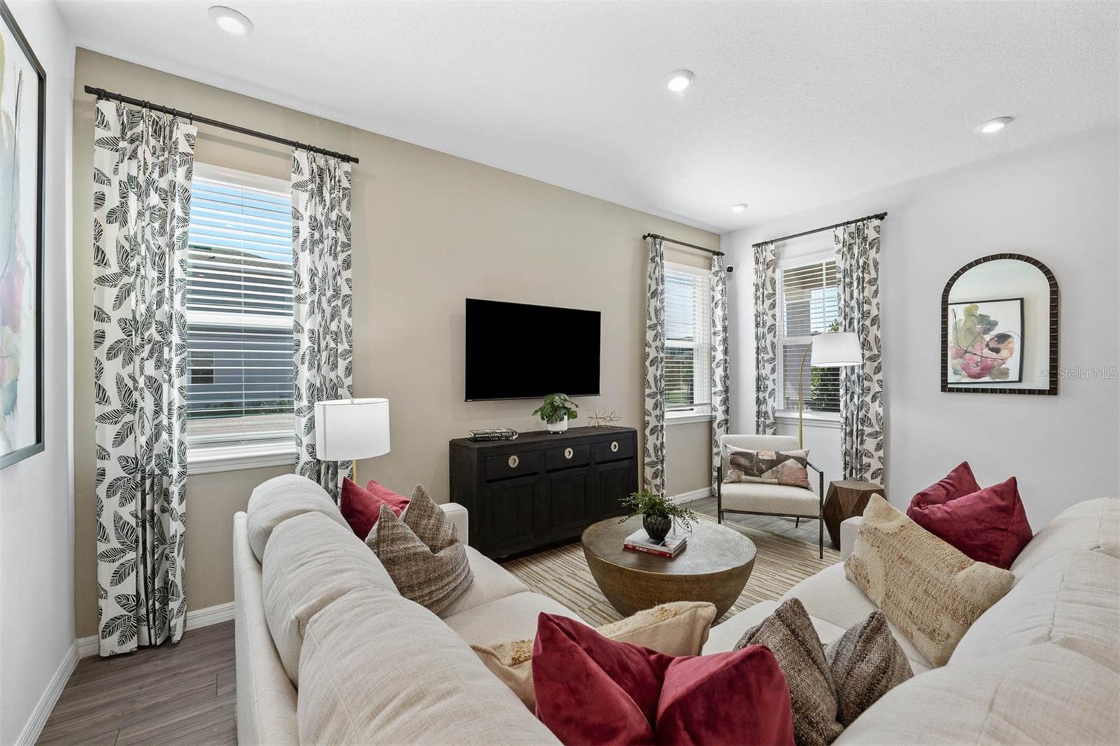 Image 22 of 43 For 490 Belmond Drive