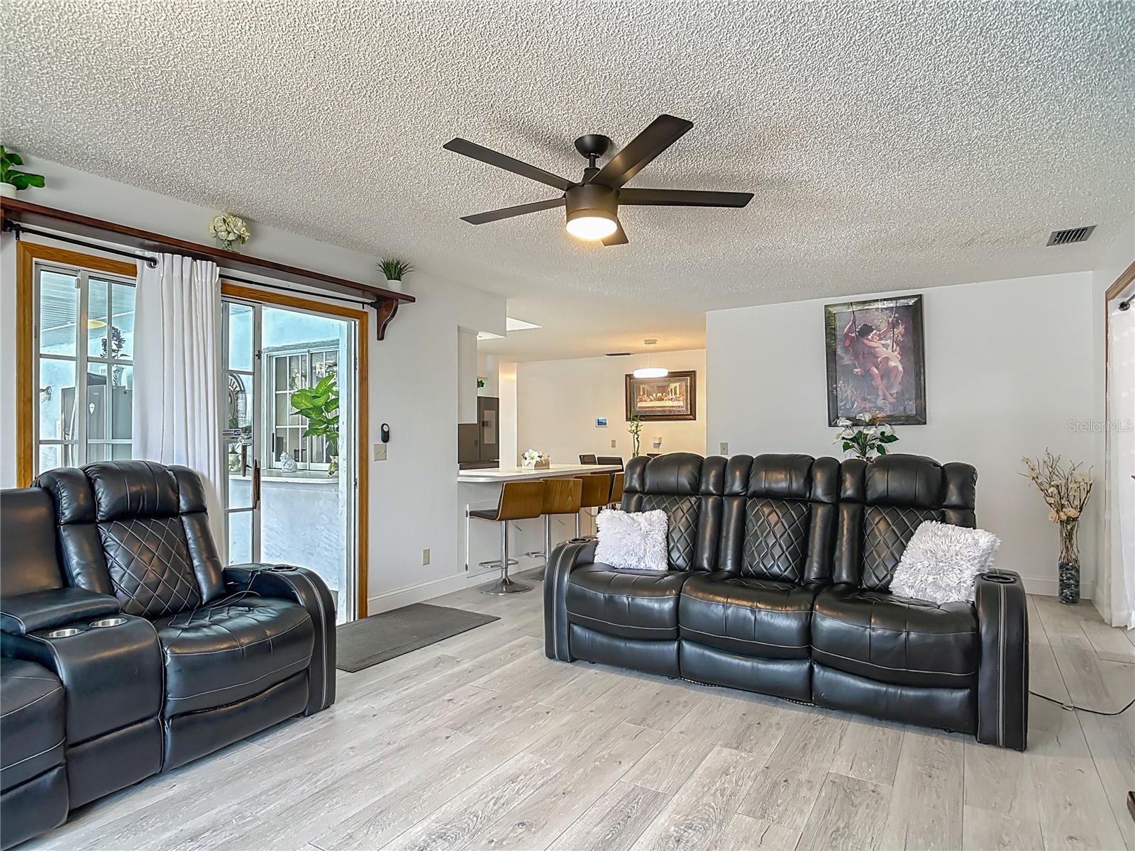 Image 19 of 54 For 1129 Madura Drive