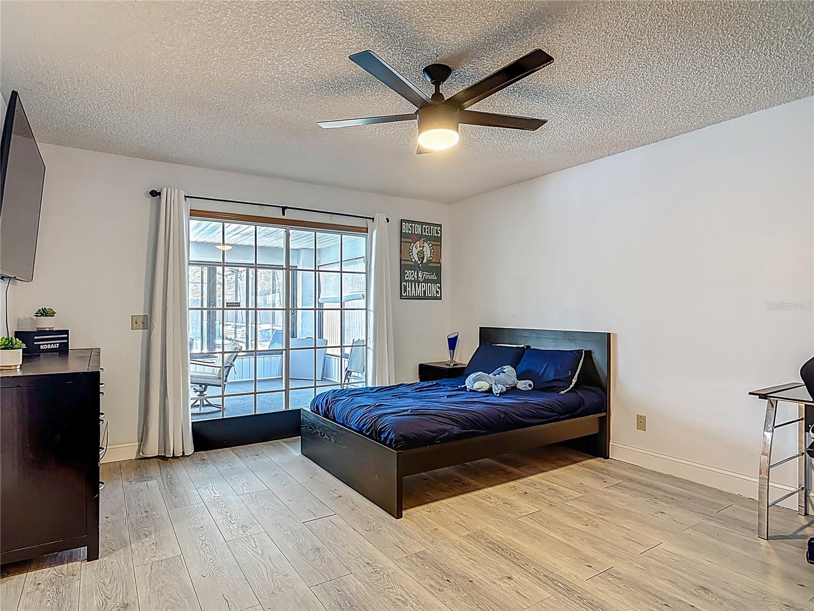 Image 21 of 54 For 1129 Madura Drive