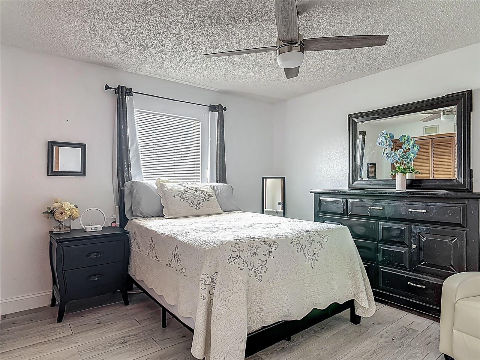 Image 32 of 54 For 1129 Madura Drive