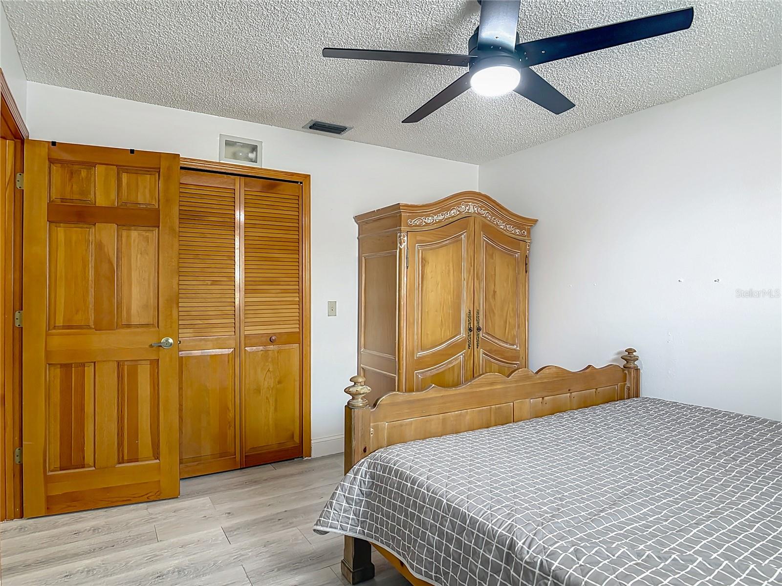 Image 36 of 54 For 1129 Madura Drive