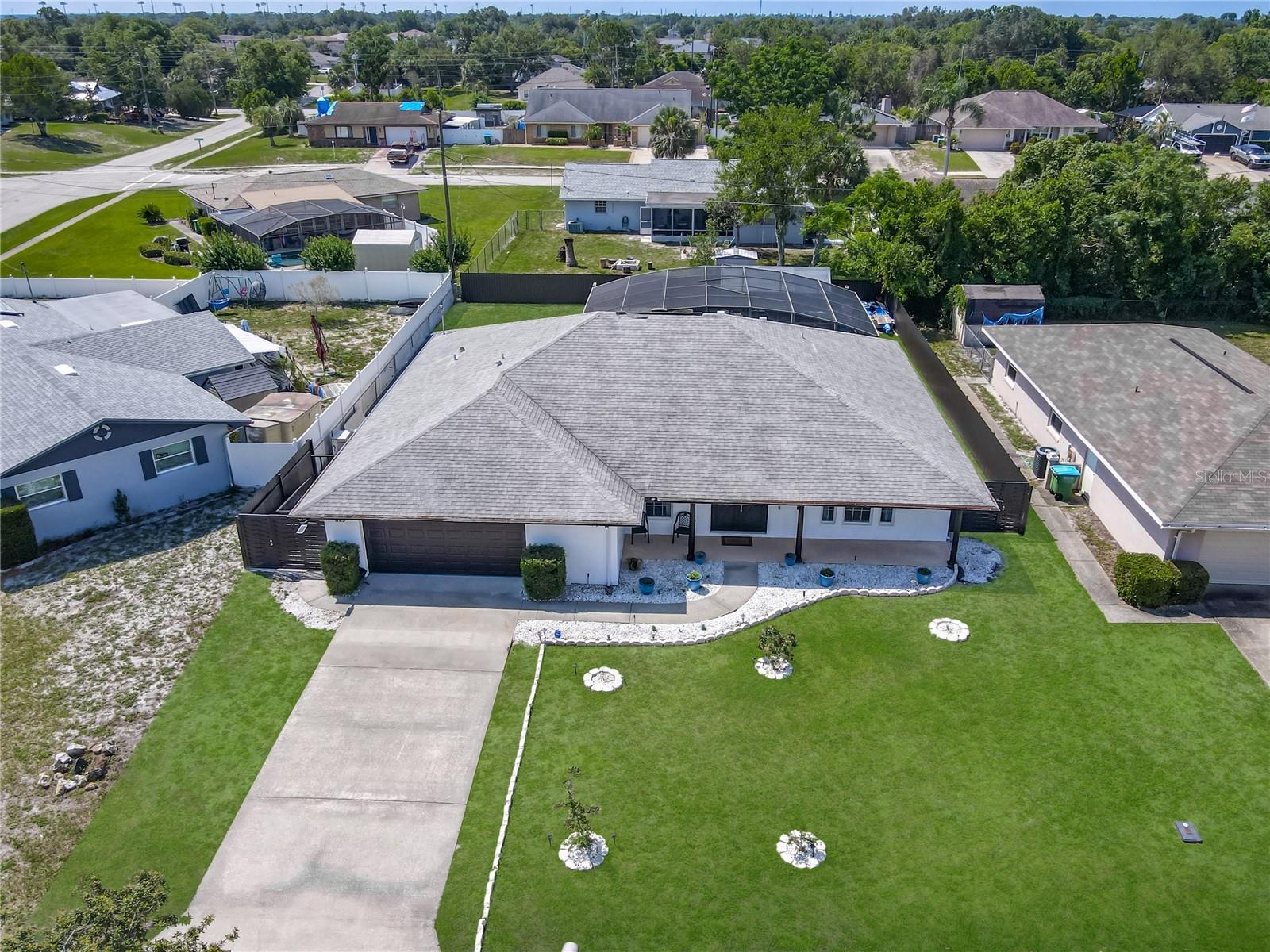 Image 4 of 54 For 1129 Madura Drive