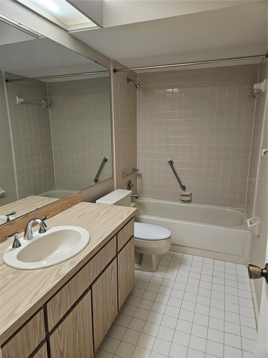 Image 14 of 24 For 7 Escondido Circle 71