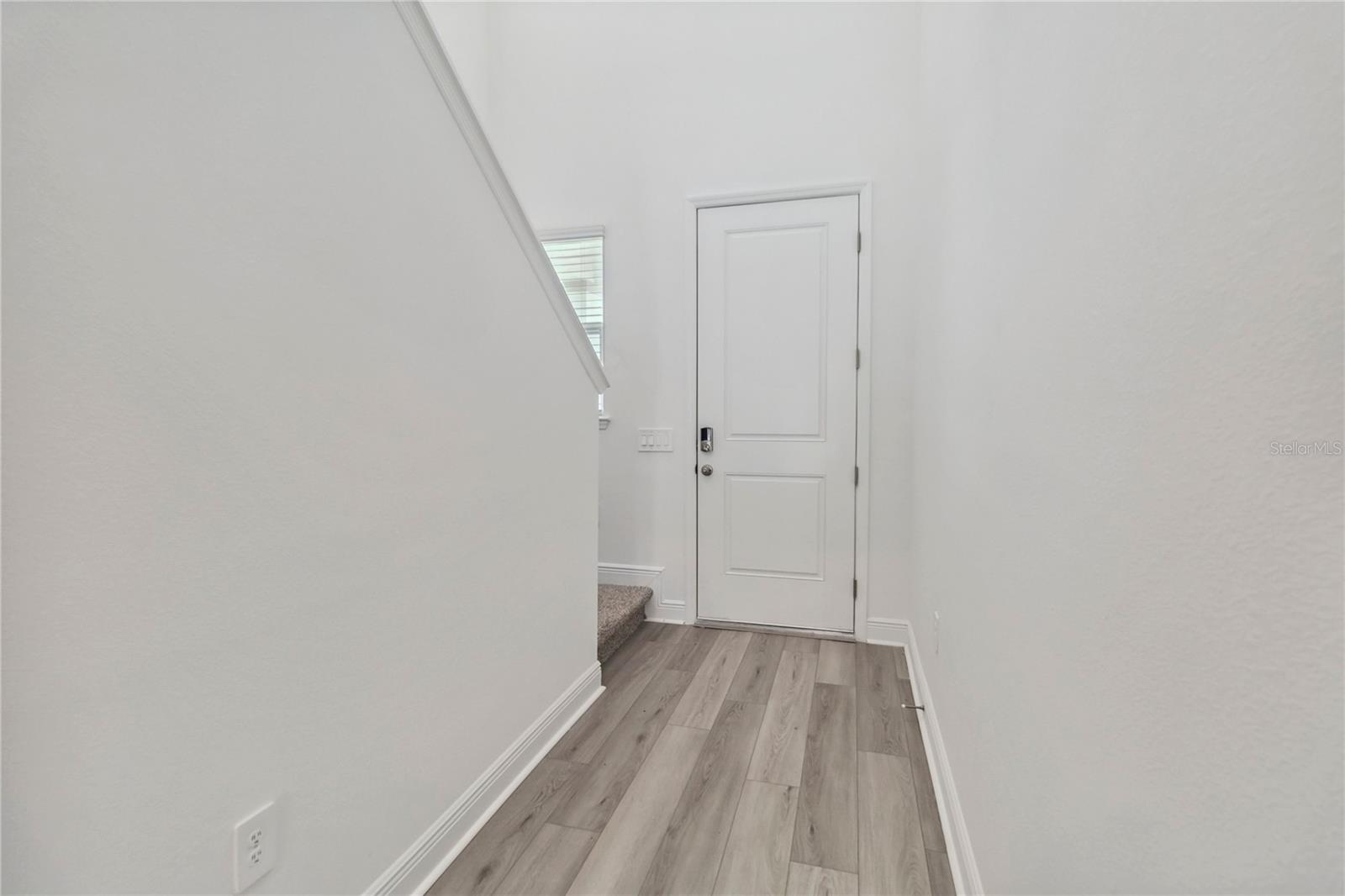 Image 4 of 19 For 1793 Archer Drive