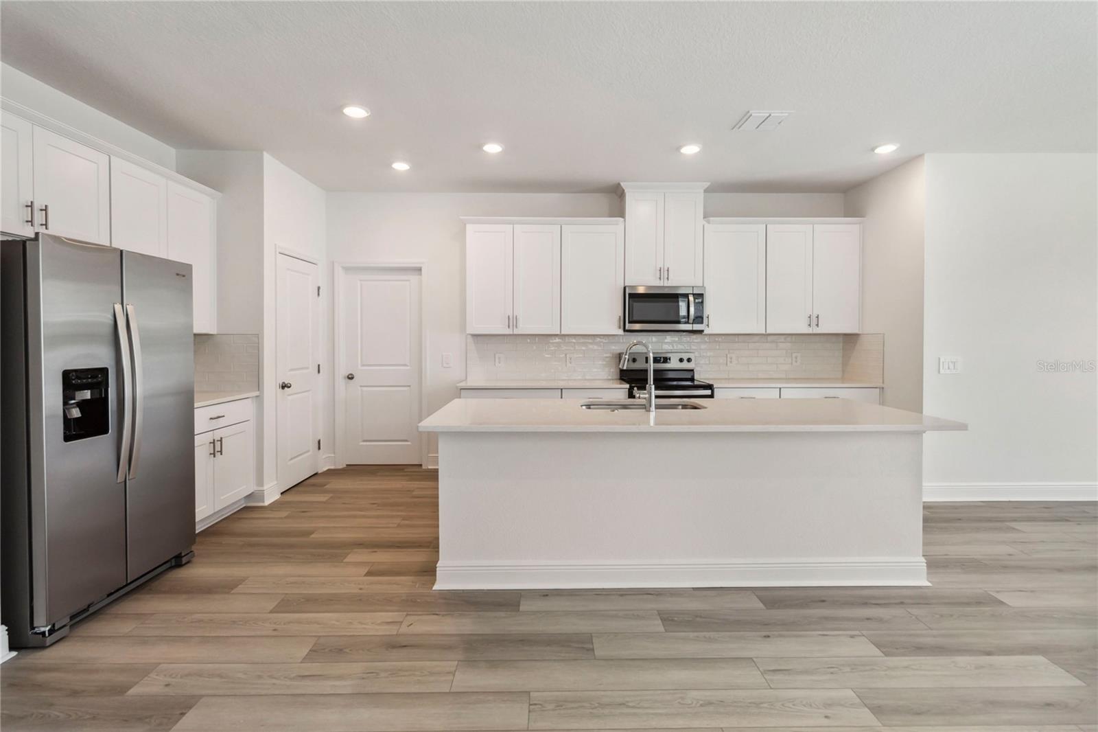 Image 6 of 19 For 1793 Archer Drive