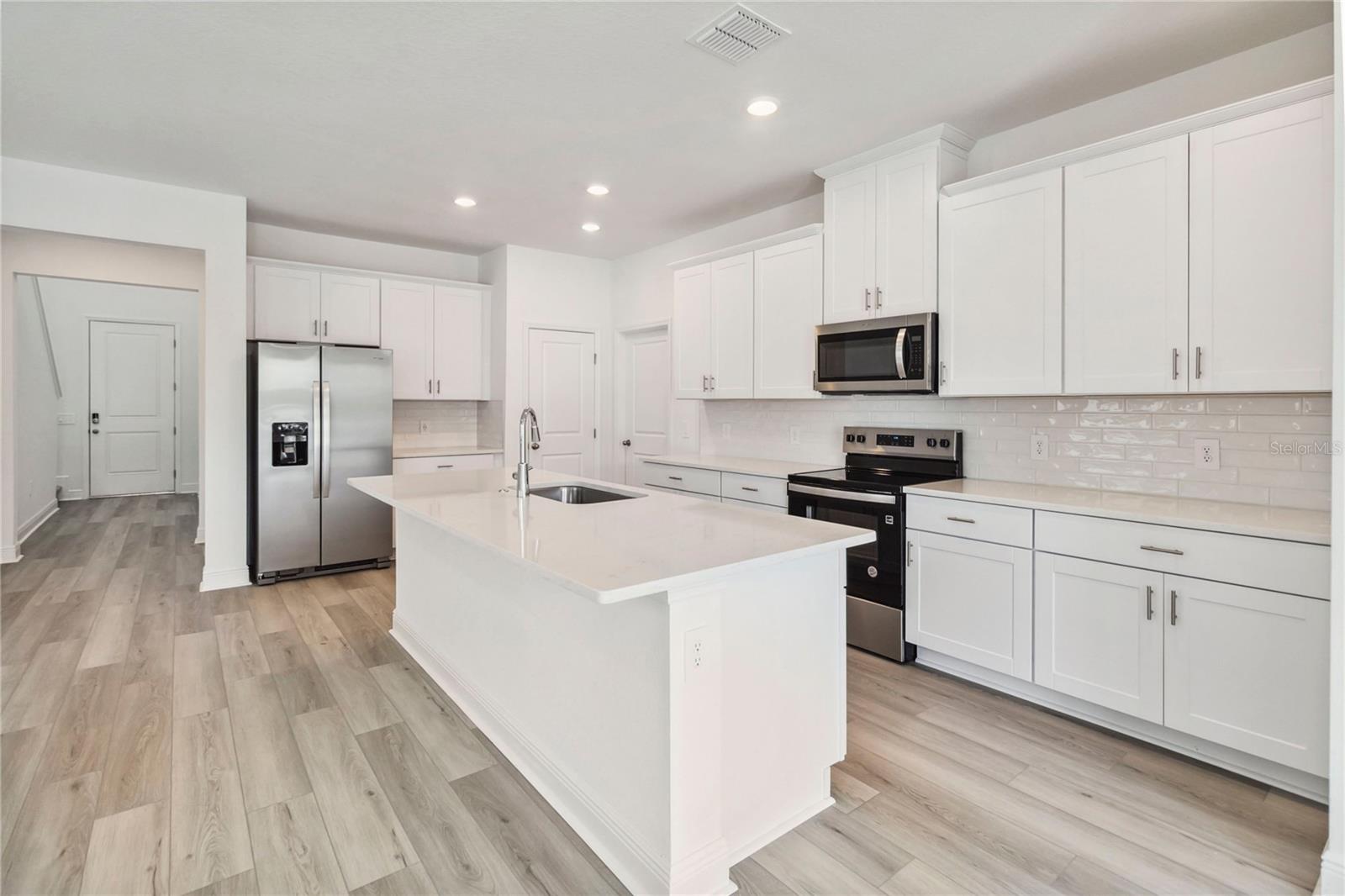 Image 9 of 19 For 1793 Archer Drive