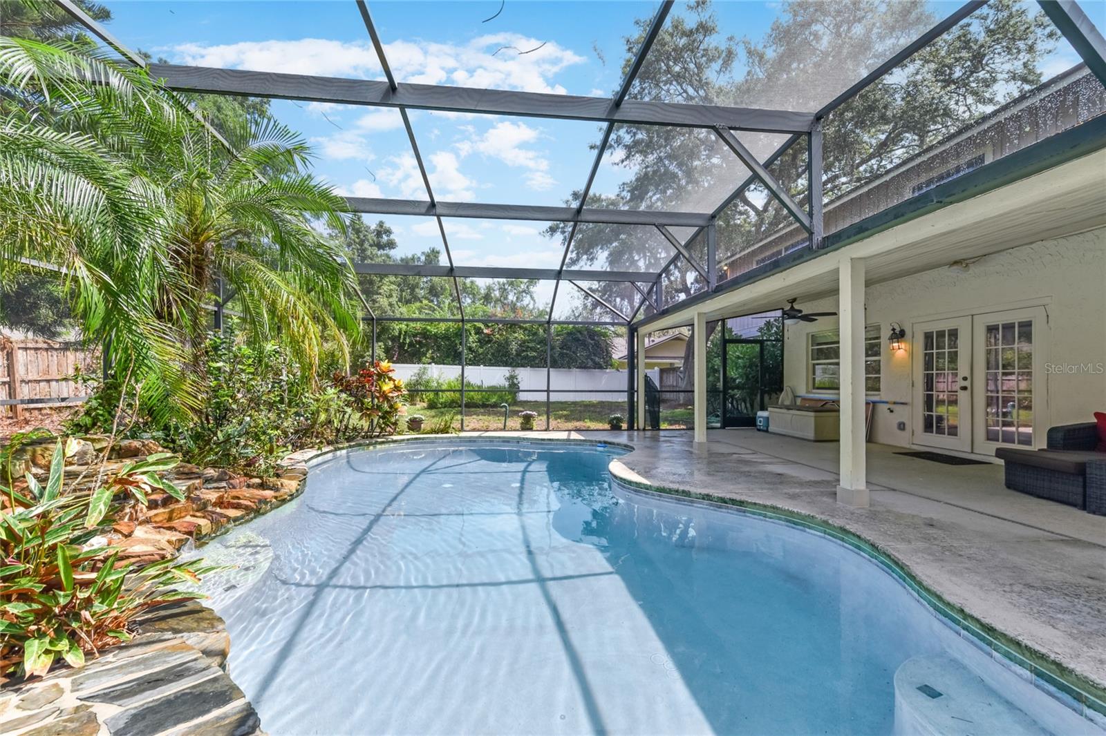 Image 24 of 75 For 4030 Cool Water Court