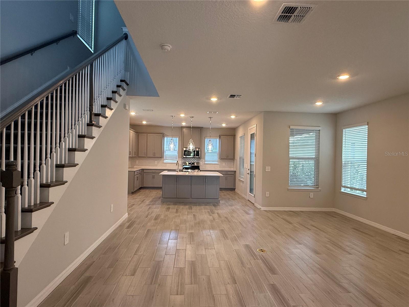 Image 13 of 26 For 1219 Teal Creek Drive