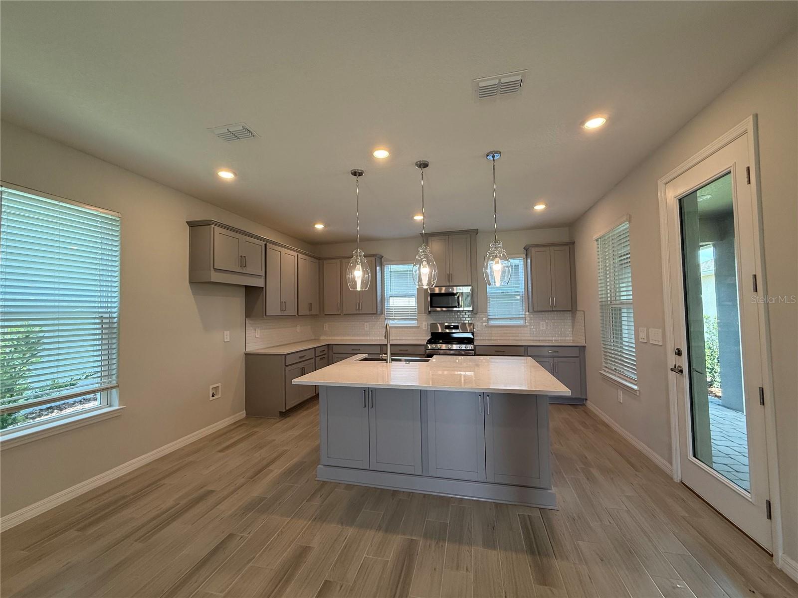 Image 3 of 26 For 1219 Teal Creek Drive