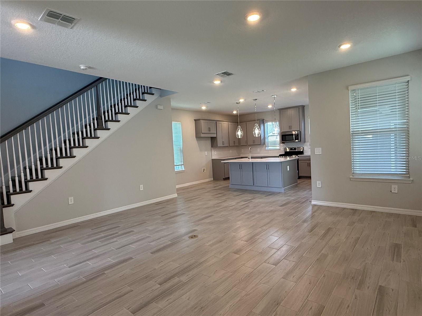Image 7 of 26 For 1219 Teal Creek Drive