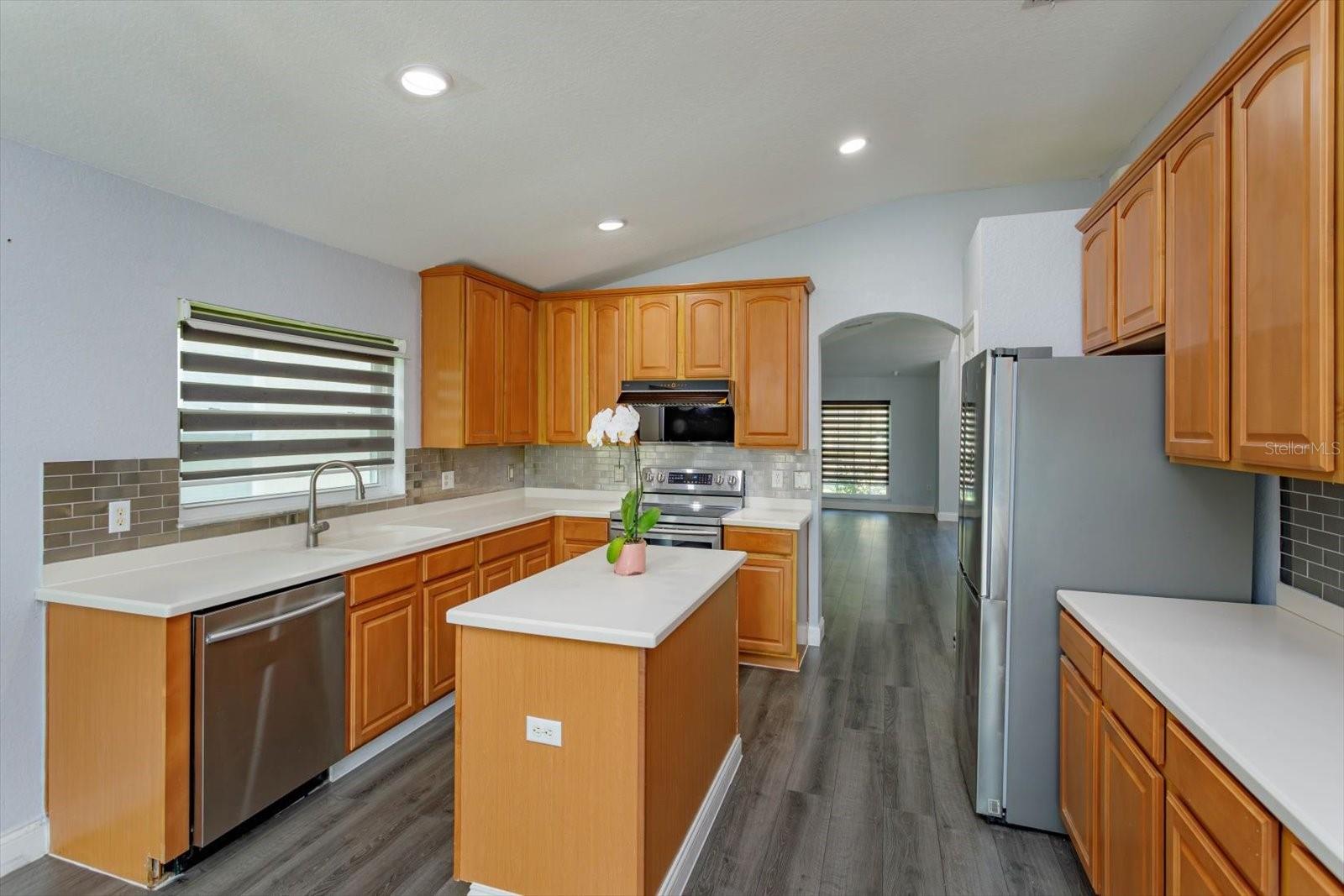 Image 6 of 29 For 6160 Froggatt Street