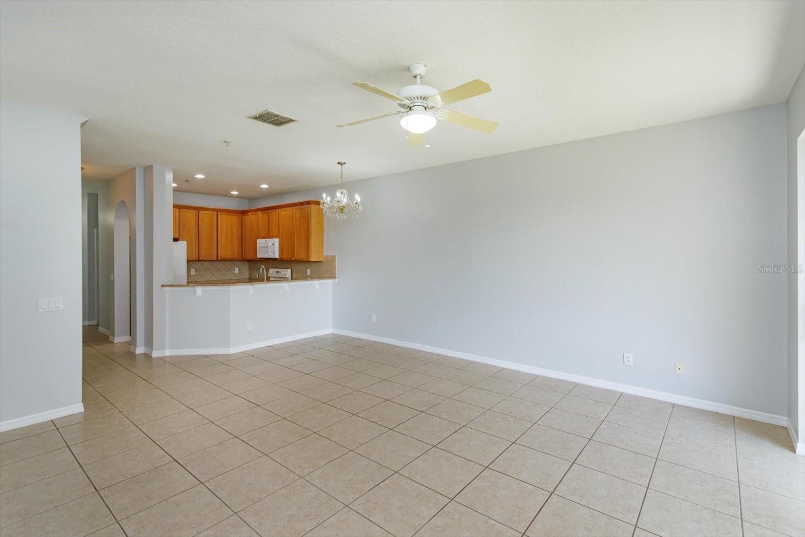 Image 11 of 20 For 5843 Strada Capri Way