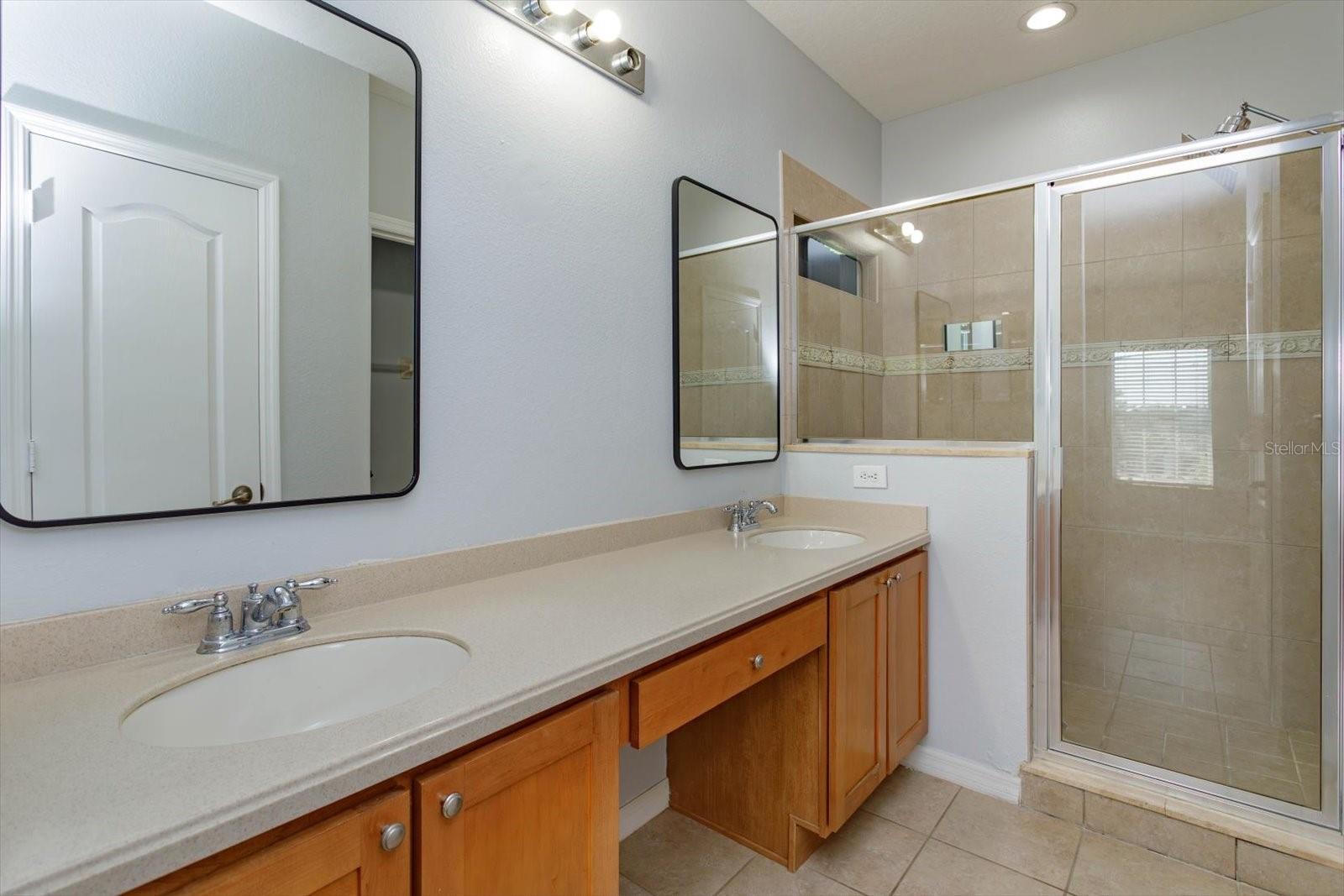 Image 13 of 20 For 5843 Strada Capri Way