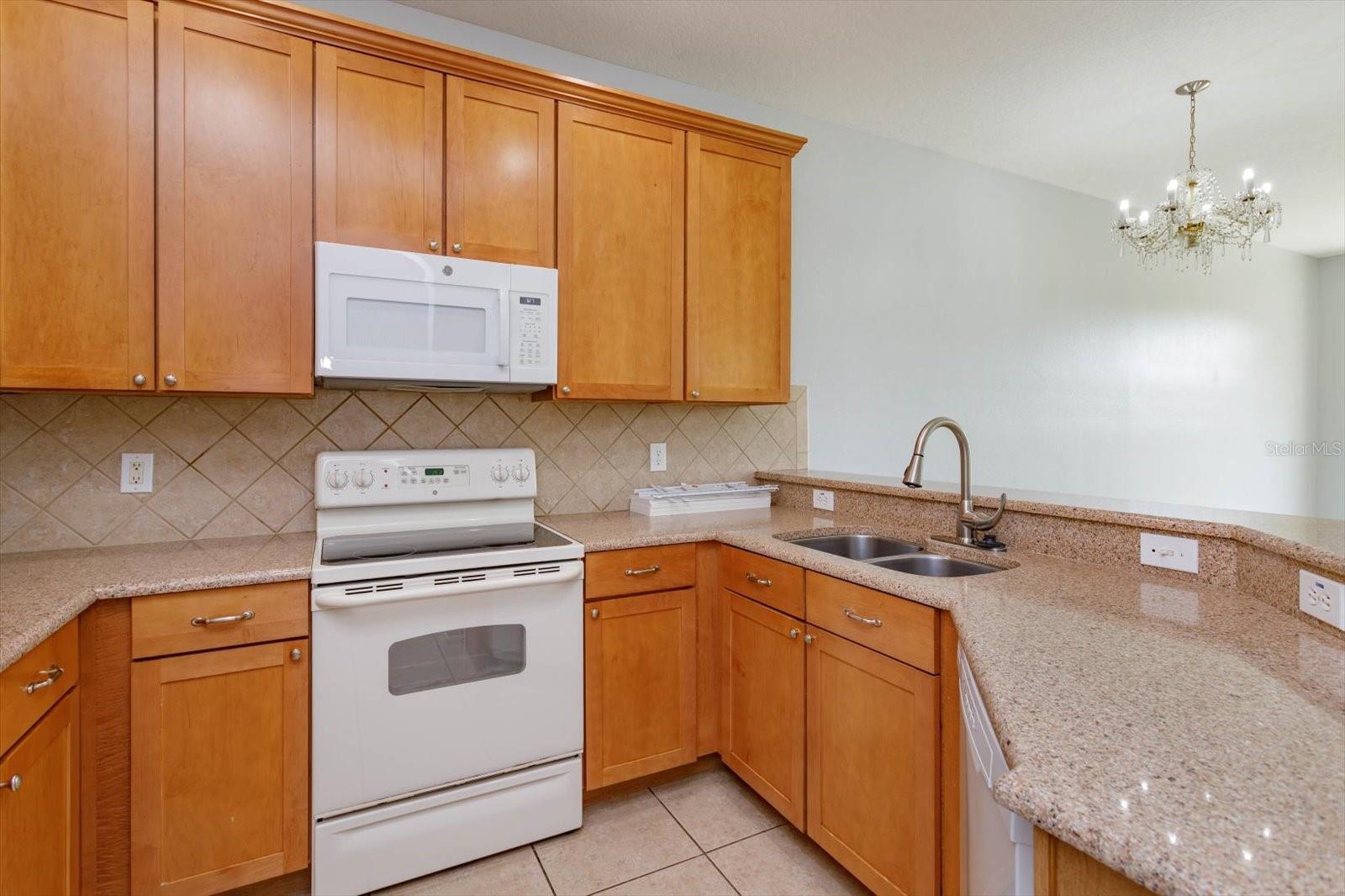 Image 3 of 20 For 5843 Strada Capri Way
