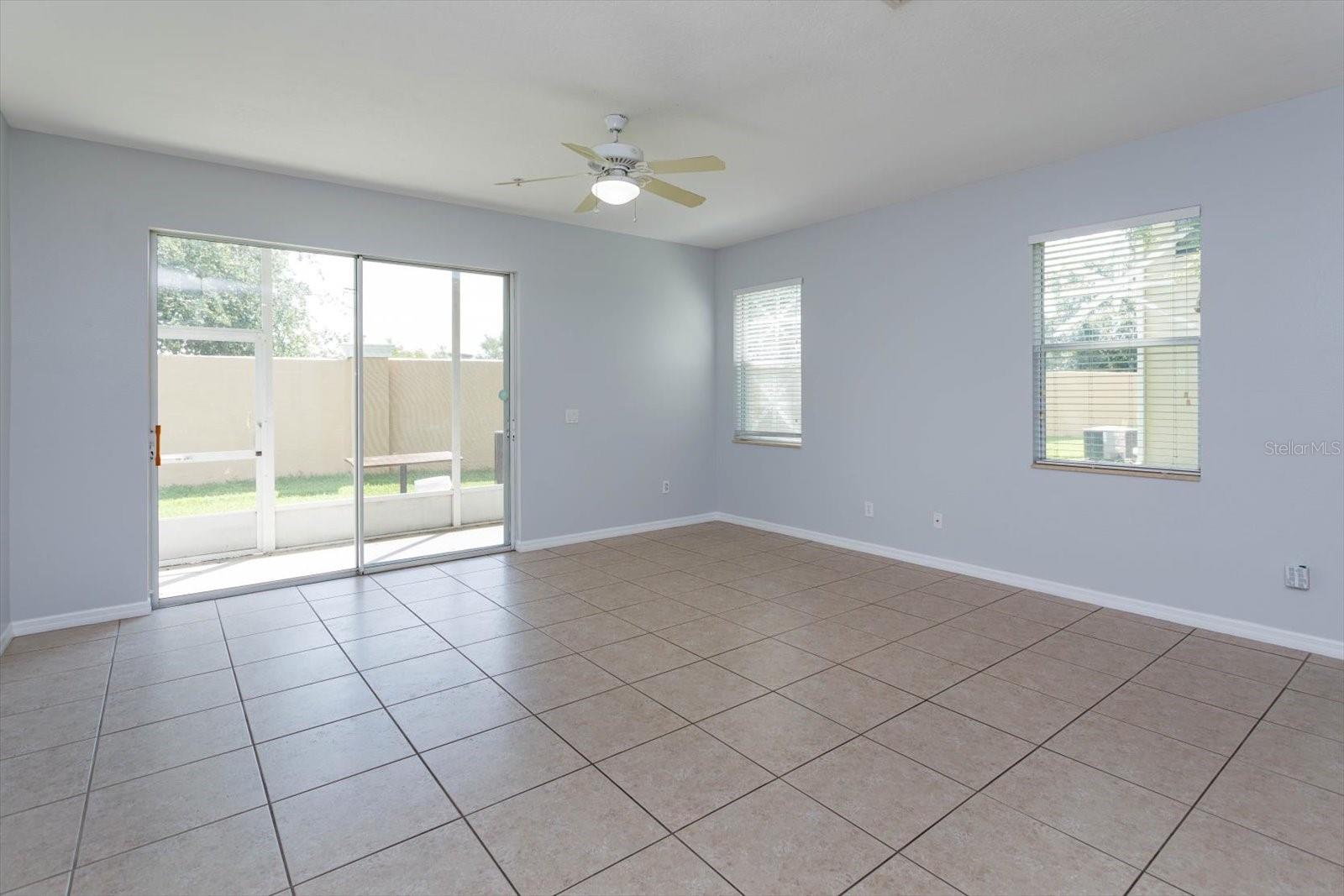 Image 8 of 20 For 5843 Strada Capri Way