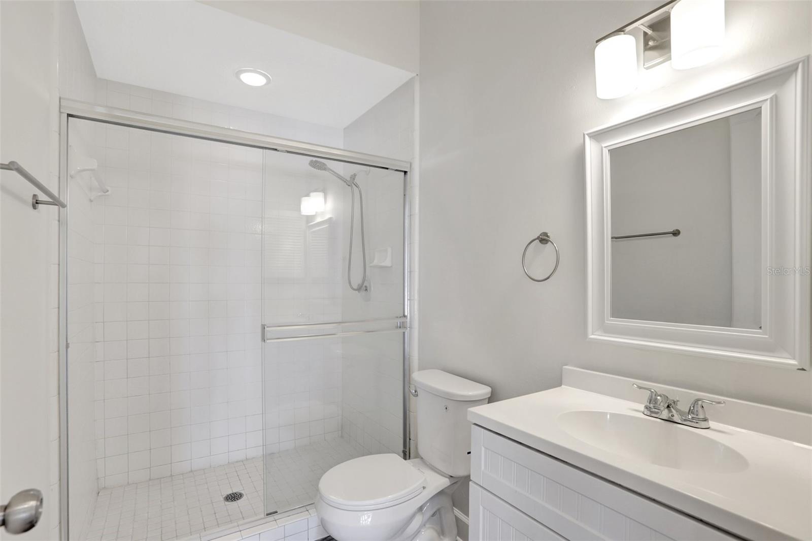 Image 11 of 43 For 8623 Summerville Place