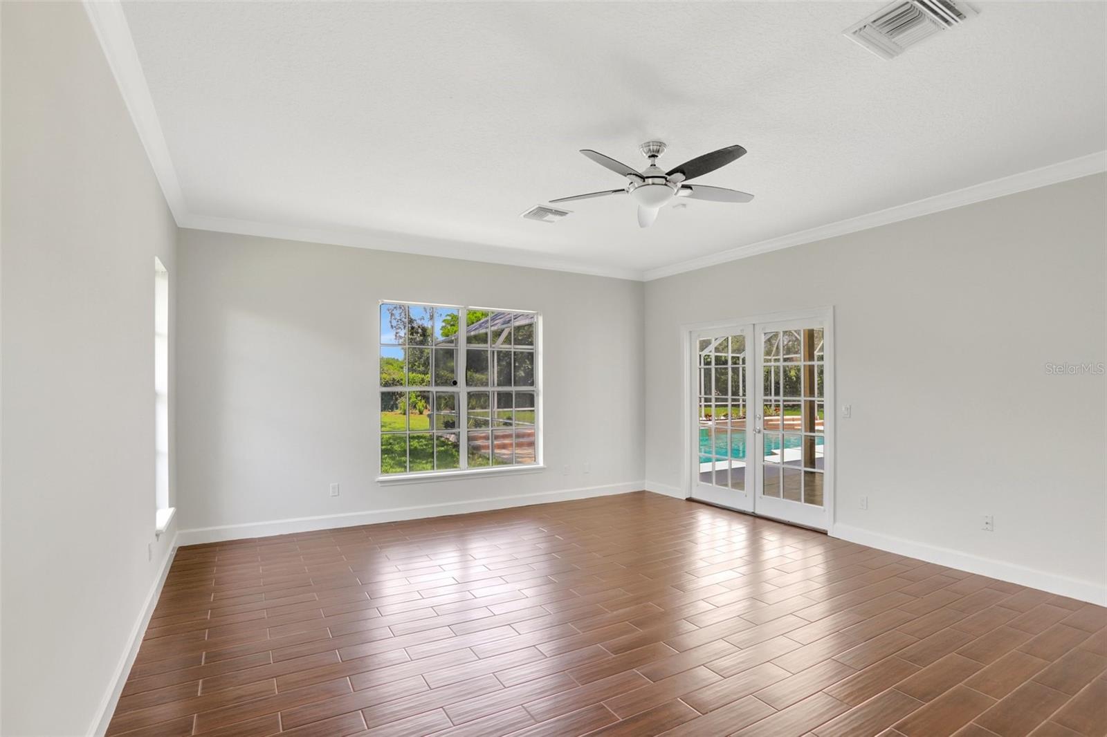 Image 13 of 43 For 8623 Summerville Place