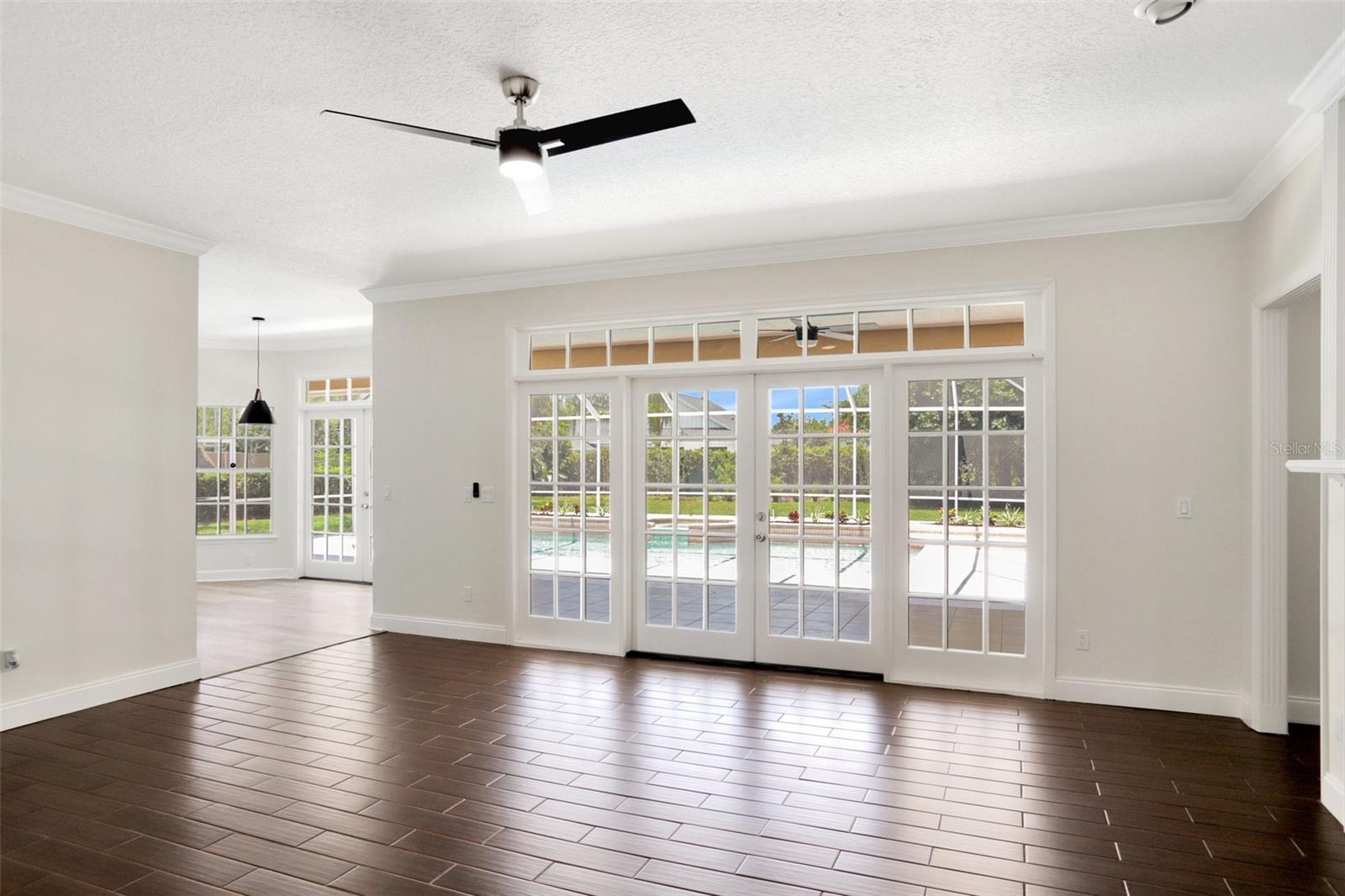 Image 21 of 43 For 8623 Summerville Place