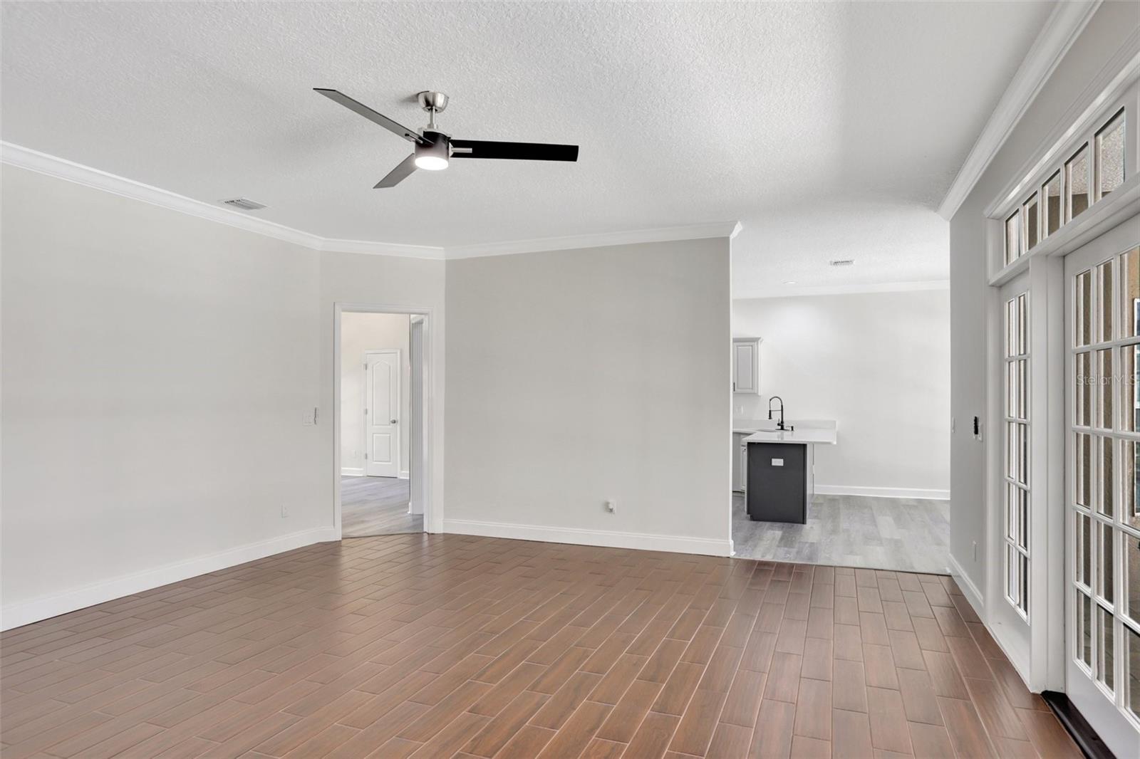 Image 22 of 43 For 8623 Summerville Place