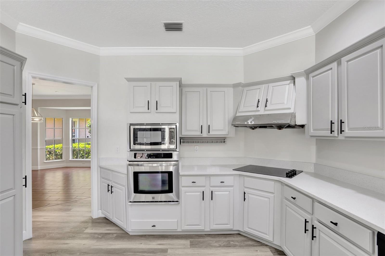 Image 26 of 43 For 8623 Summerville Place