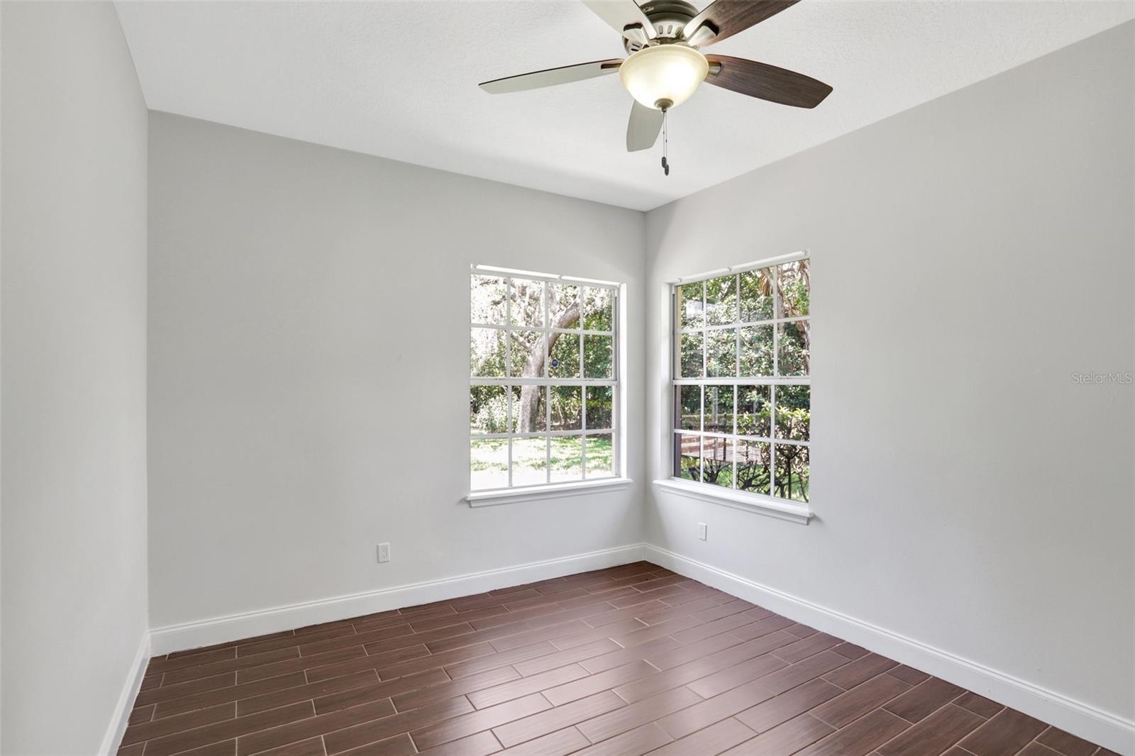 Image 29 of 43 For 8623 Summerville Place