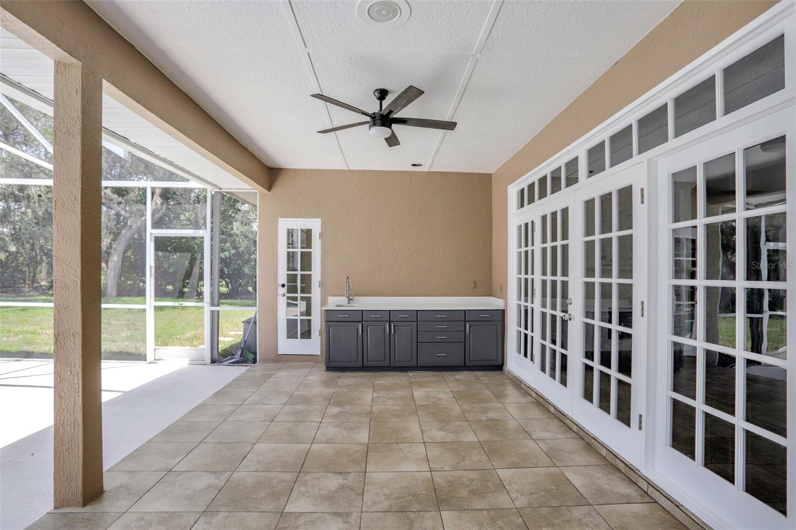 Image 36 of 43 For 8623 Summerville Place