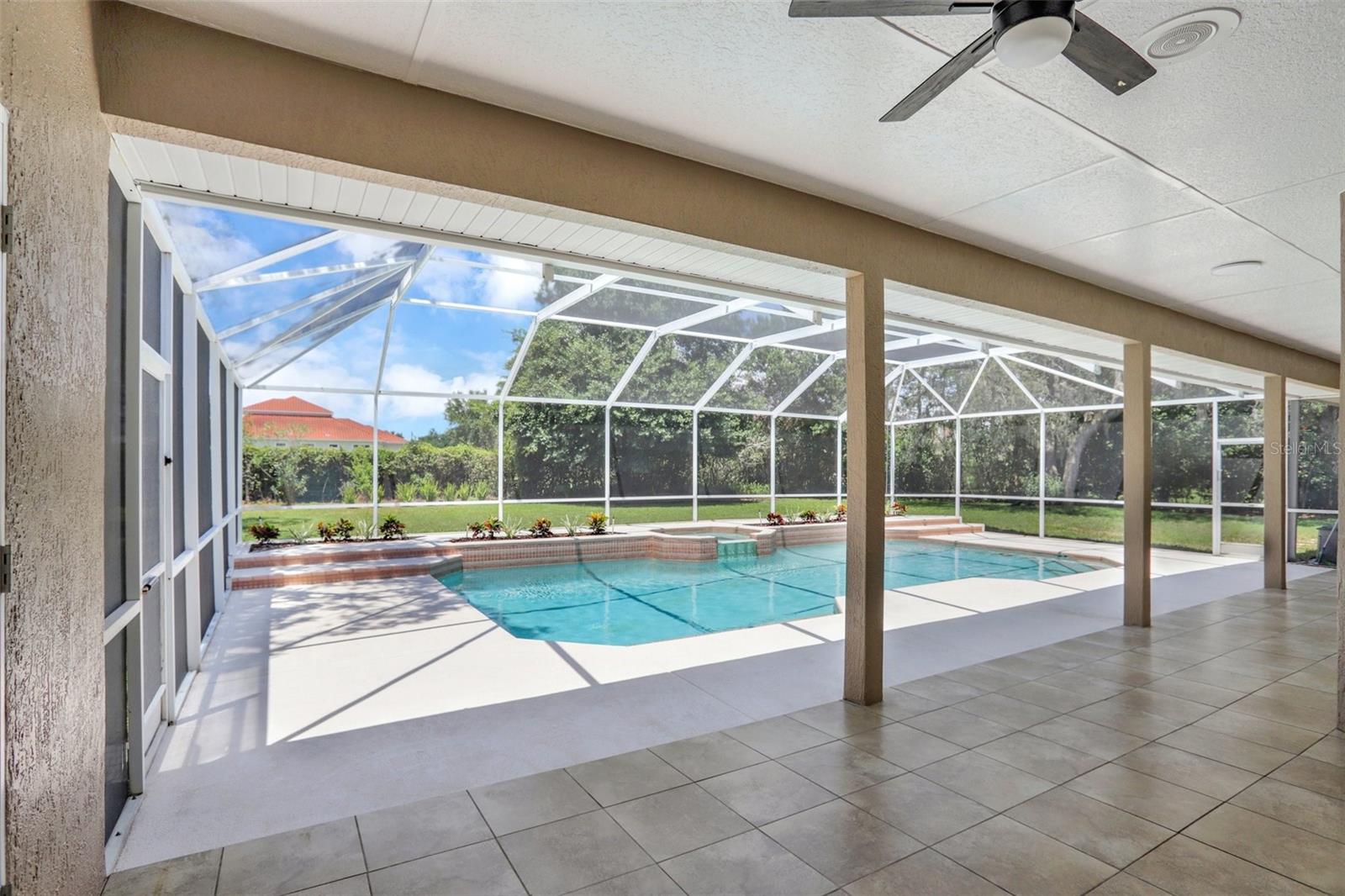 Image 37 of 43 For 8623 Summerville Place