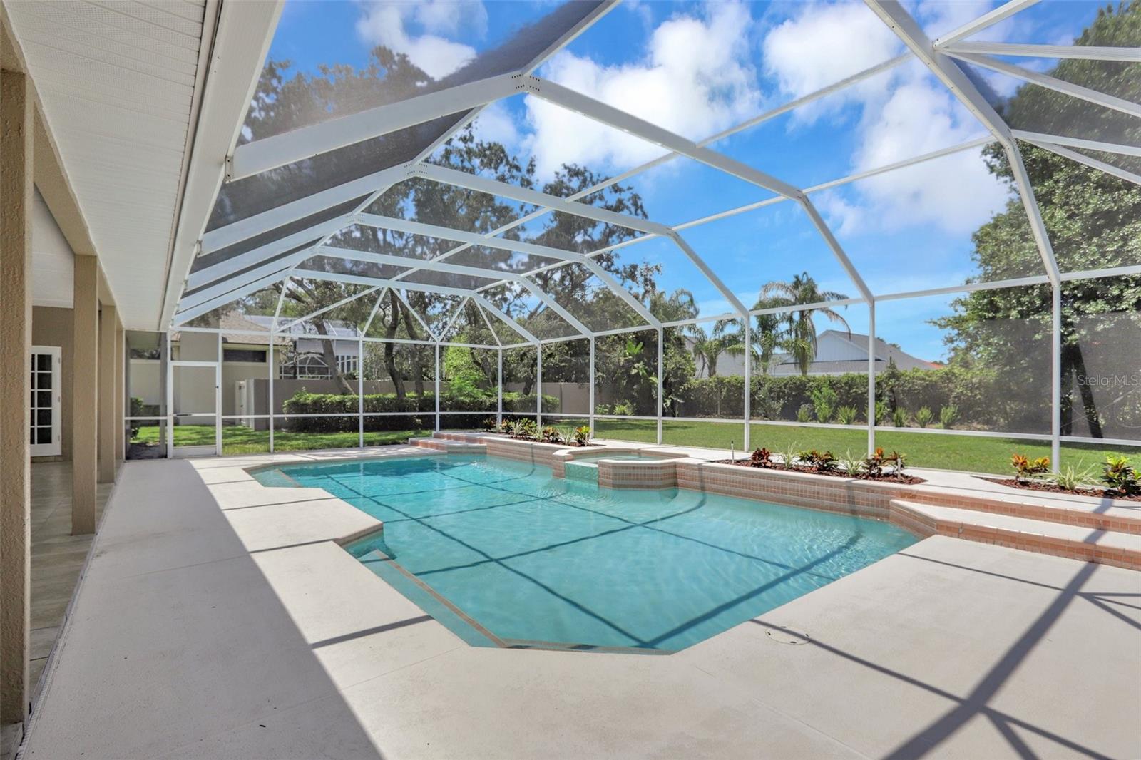 Image 39 of 43 For 8623 Summerville Place