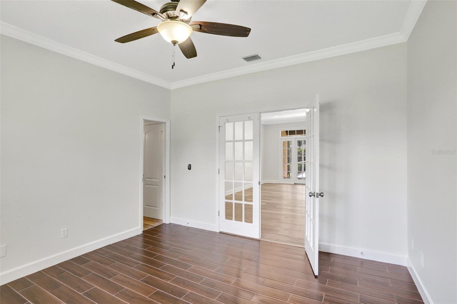 Image 9 of 43 For 8623 Summerville Place