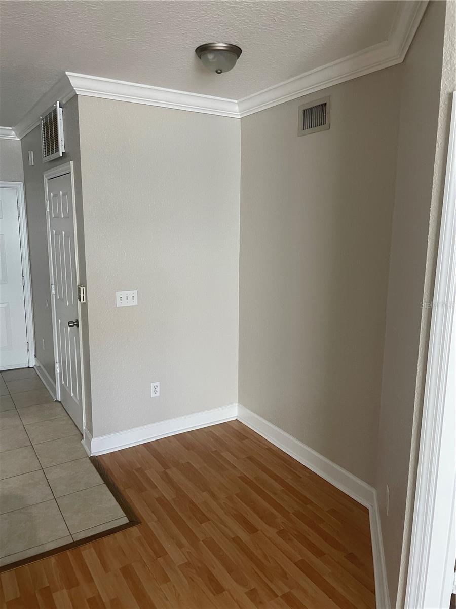 Image 13 of 14 For 202 South Street 5049