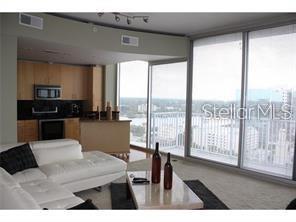 Image 2 of 14 For 155 Court Avenue 2709