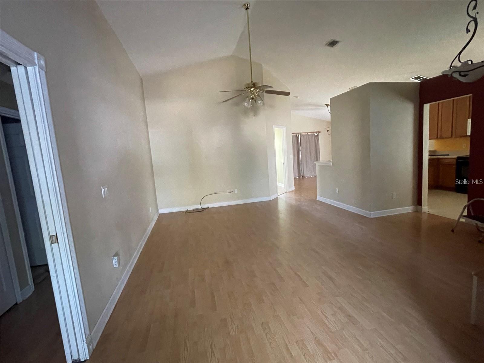 Image 5 of 14 For 4231 Northern Dancer Way