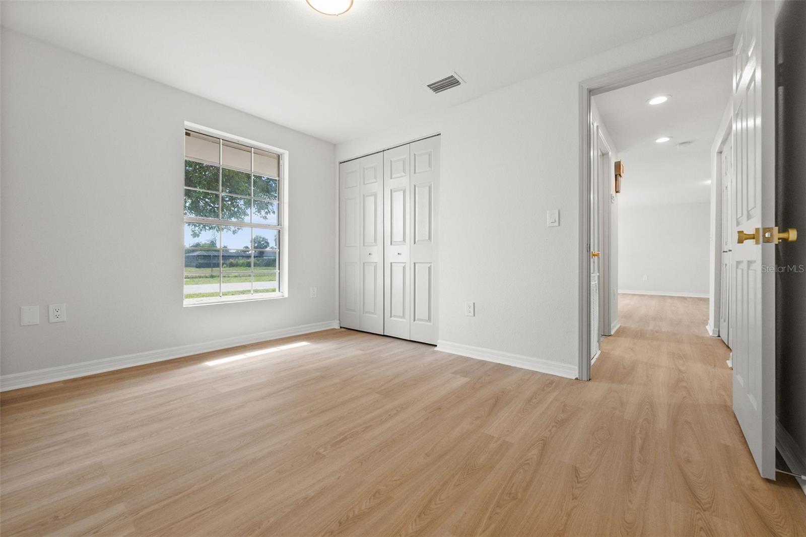 Image 34 of 46 For 2126 Hanby Street