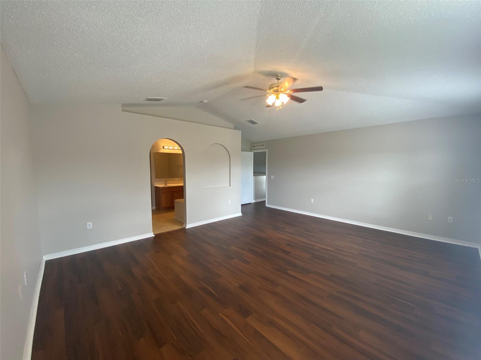 Image 13 of 16 For 4821 Preserve Boulevard
