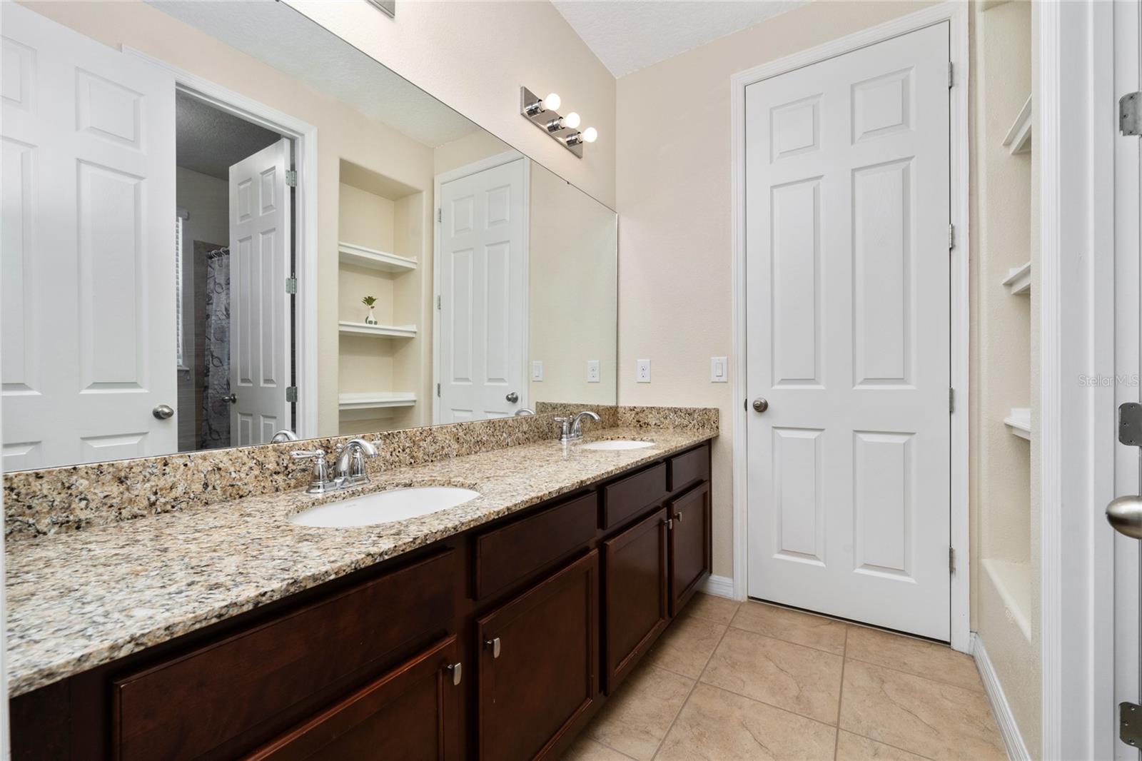 Image 22 of 50 For 4952 Longmeadow Park Street
