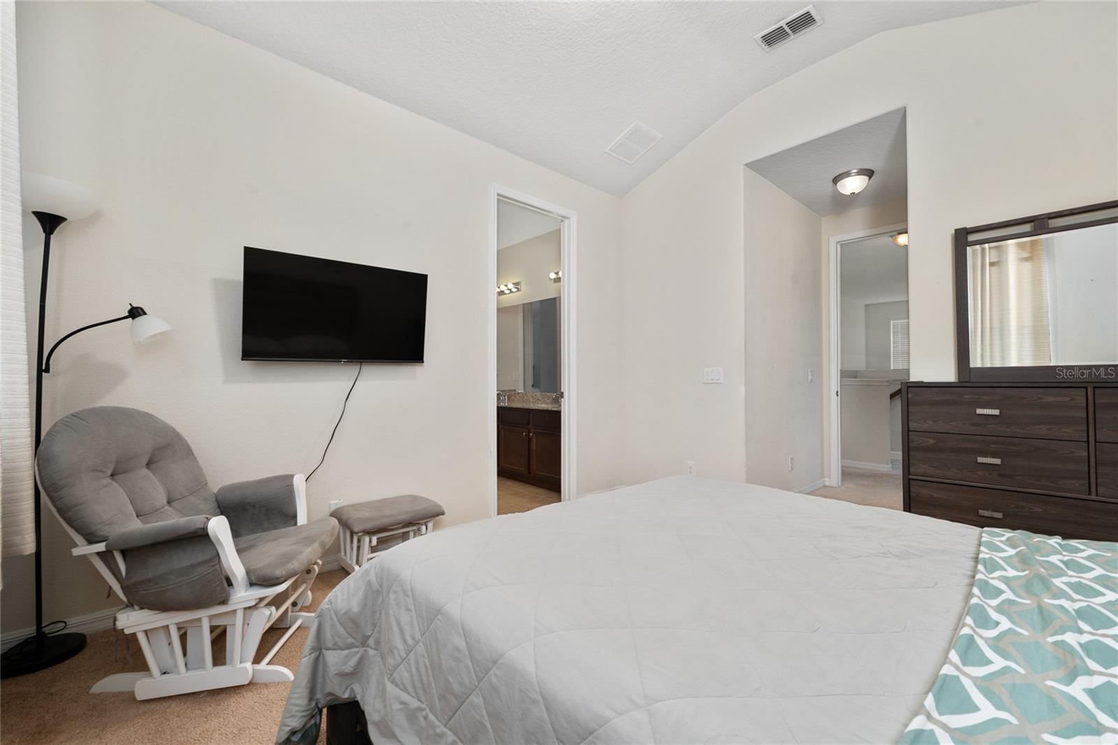 Image 24 of 50 For 4952 Longmeadow Park Street