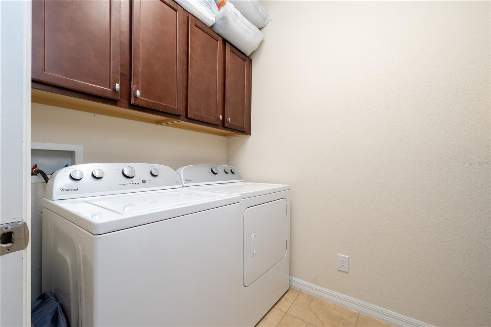 Image 25 of 50 For 4952 Longmeadow Park Street