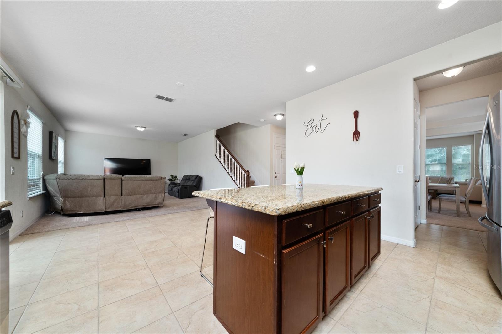 Image 8 of 50 For 4952 Longmeadow Park Street