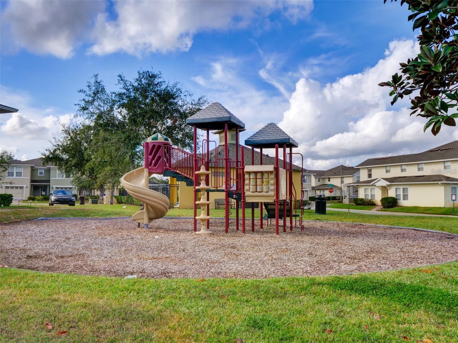 Image 14 of 15 For 2018 Cypress Bay Boulevard