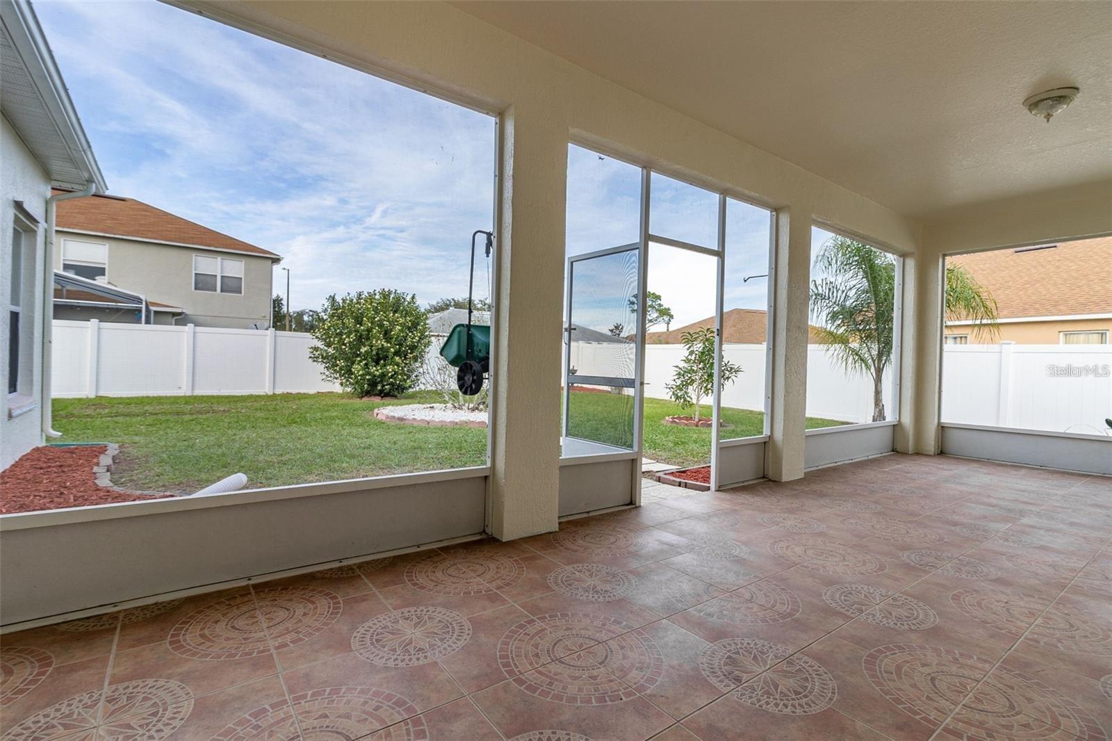 Image 38 of 49 For 411 Tamarind Parke Lane
