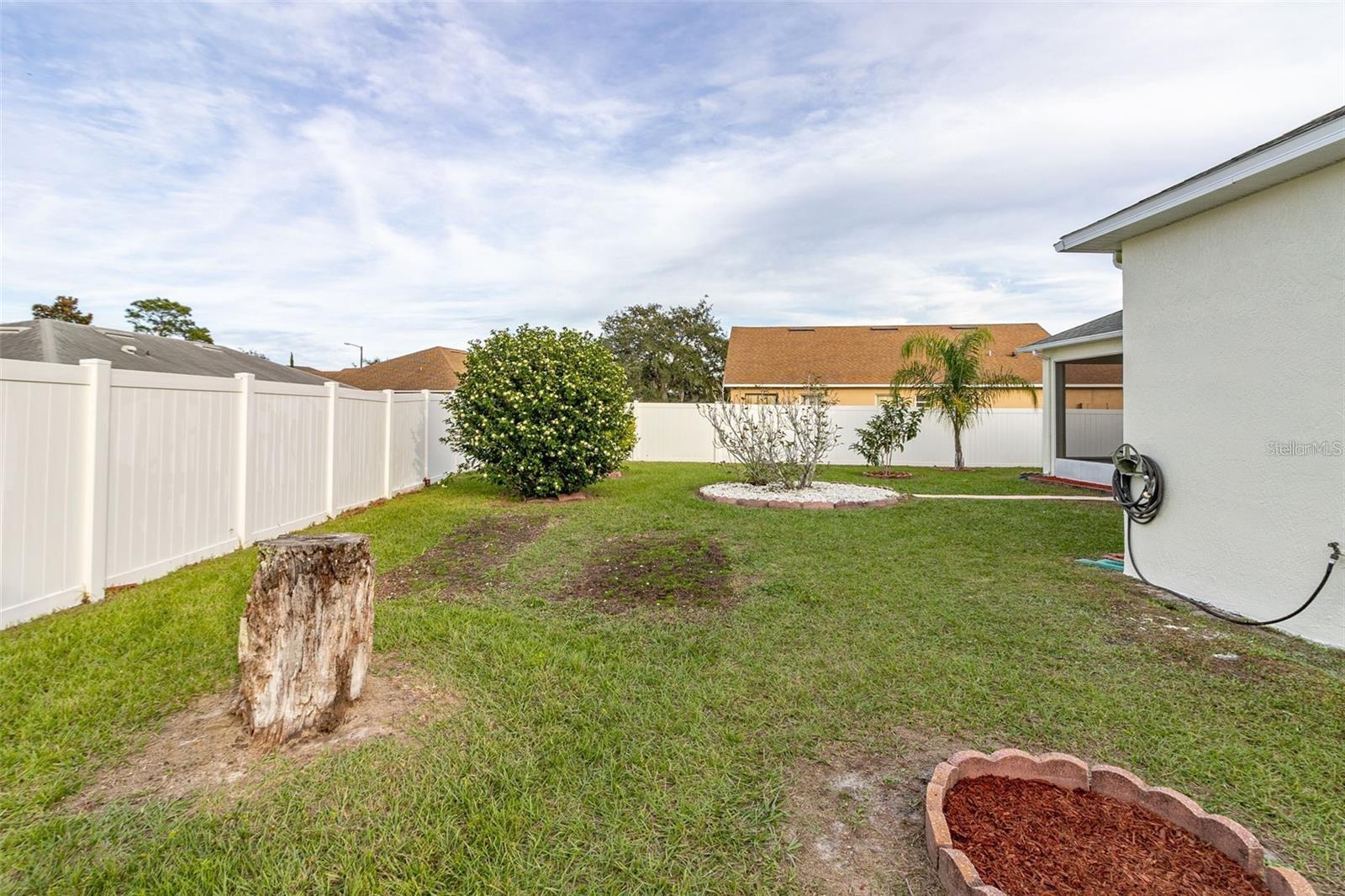 Image 44 of 49 For 411 Tamarind Parke Lane