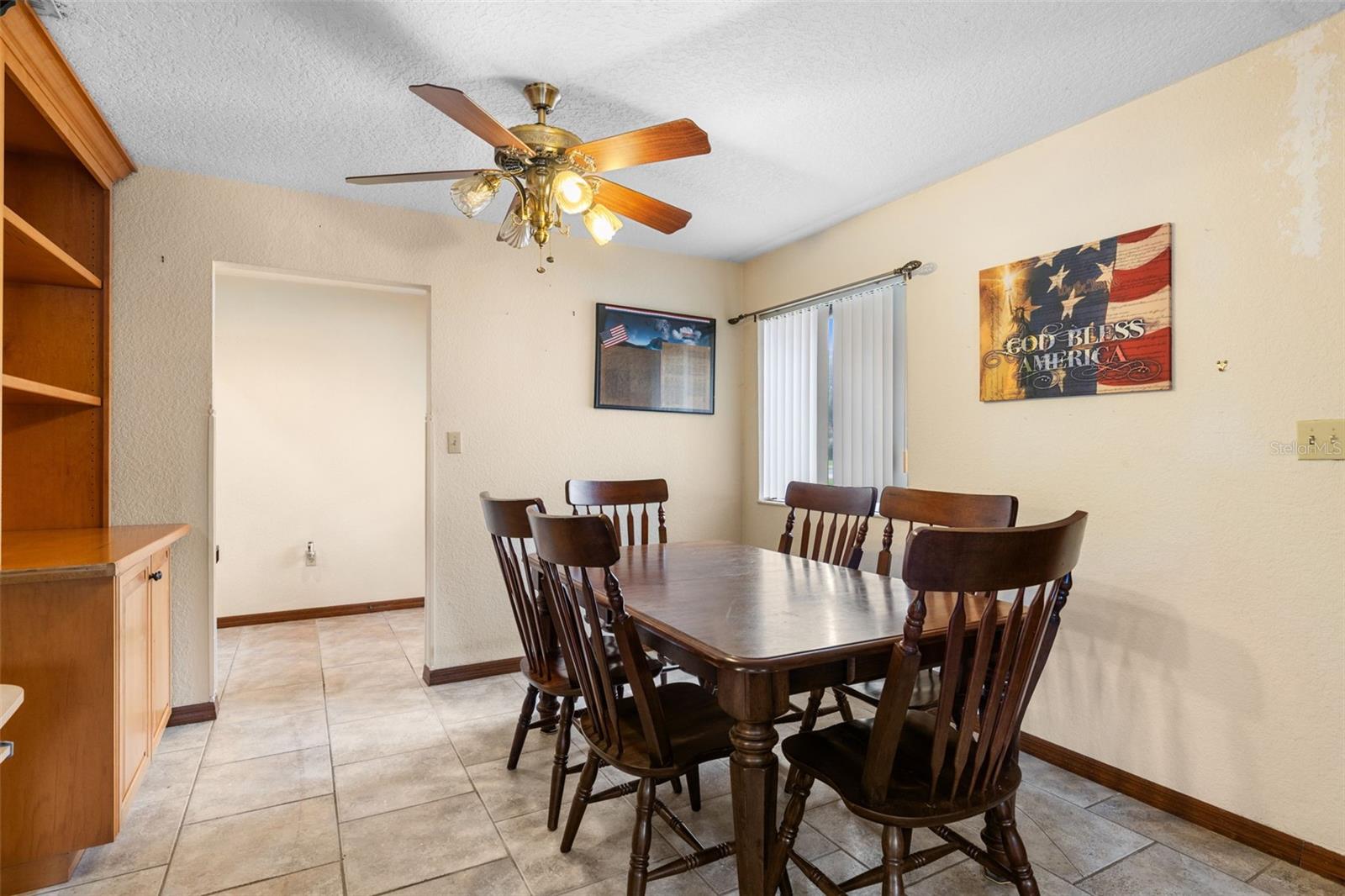 Image 10 of 42 For 27714 Lois Drive