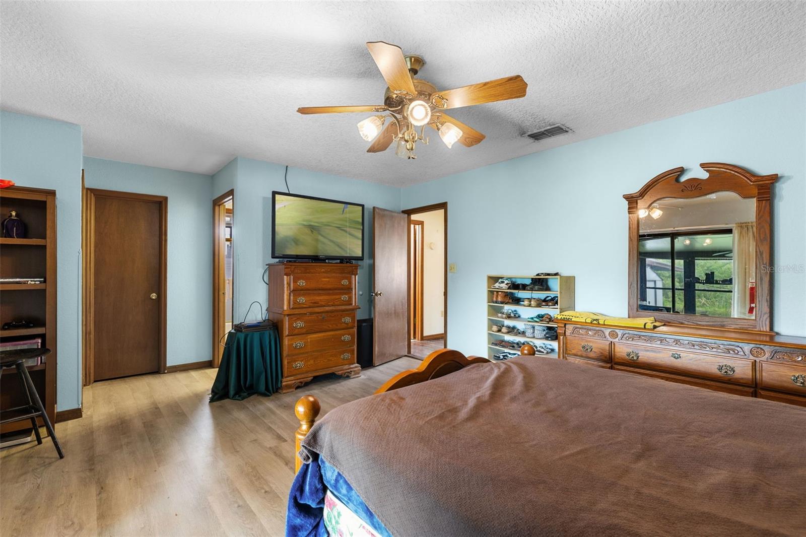 Image 22 of 42 For 27714 Lois Drive