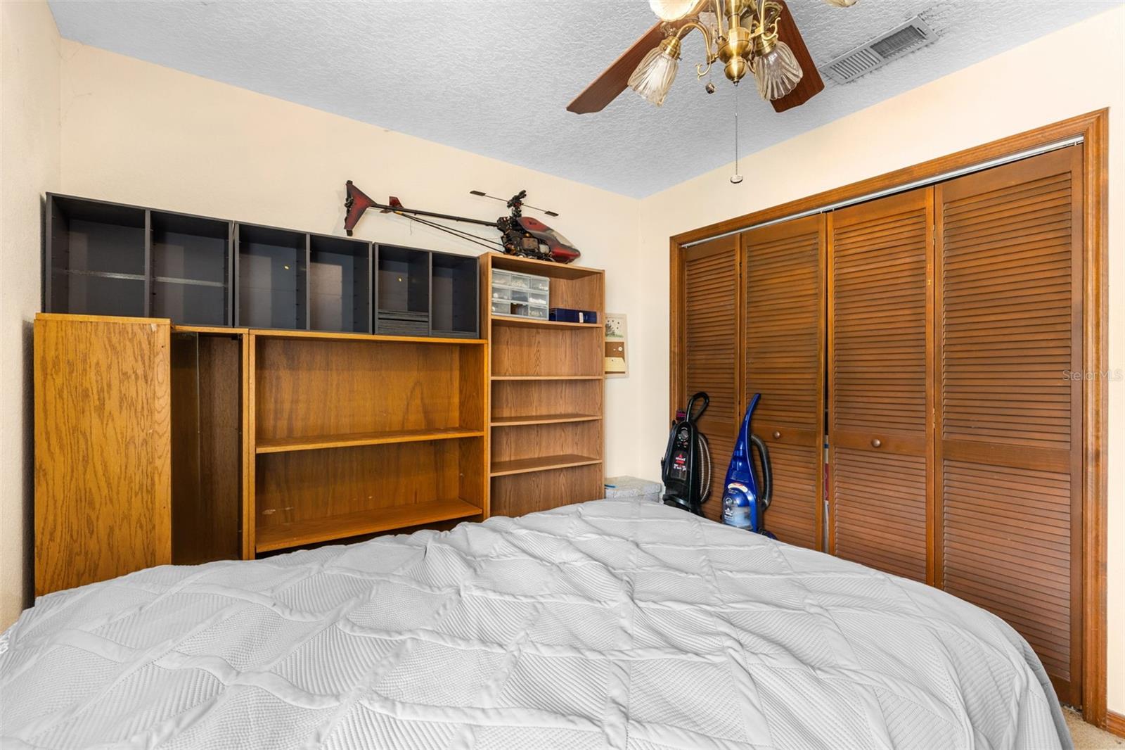 Image 25 of 42 For 27714 Lois Drive